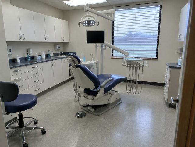 Established dental practice, 1,900 active patients